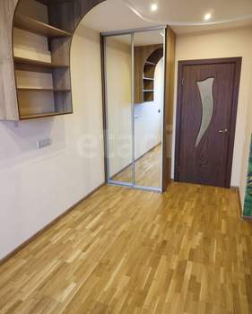 4-к квартира, вторичка, 74м2, 14/18 этаж