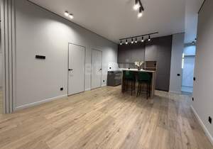 4-к квартира, вторичка, 80м2, 7/14 этаж