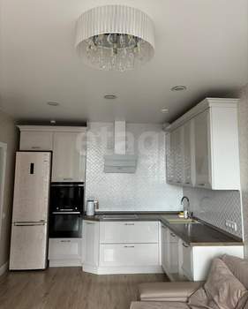 2-к квартира, вторичка, 65м2, 11/16 этаж