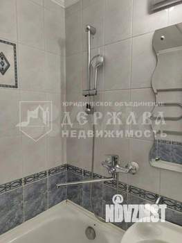 4-к квартира, вторичка, 75м2, 9/9 этаж