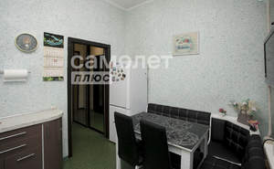 2-к квартира, вторичка, 52м2, 1/4 этаж