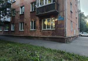 2-к квартира, вторичка, 43м2, 1/4 этаж