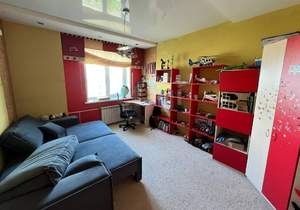 3-к квартира, вторичка, 88м2, 9/9 этаж