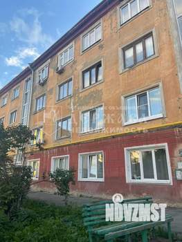 3-к квартира, вторичка, 66м2, 1/4 этаж