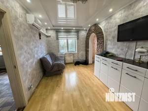 3-к квартира, вторичка, 60м2, 2/10 этаж