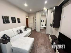 3-к квартира, вторичка, 43м2, 8/18 этаж