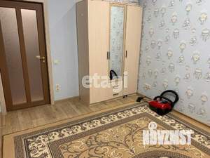 4-к квартира, вторичка, 80м2, 1/2 этаж