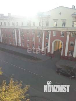 3-к квартира, вторичка, 64м2, 4/4 этаж