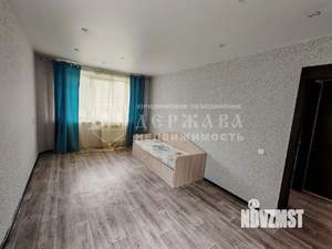 3-к квартира, вторичка, 62м2, 1/5 этаж