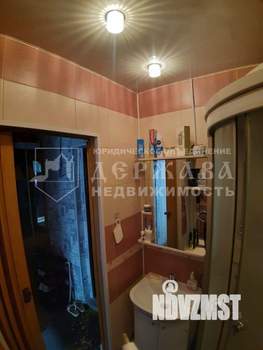 4-к квартира, вторичка, 61м2, 5/5 этаж