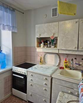 3-к квартира, вторичка, 52м2, 3/5 этаж