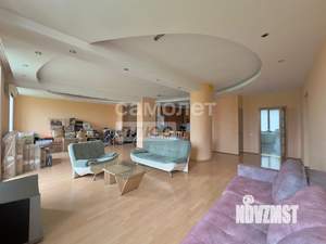 2-к квартира, вторичка, 122м2, 4/4 этаж