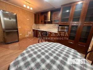 4-к квартира, вторичка, 100м2, 3/15 этаж