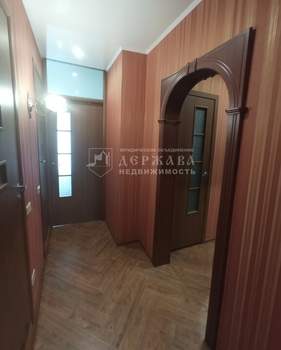 4-к квартира, вторичка, 74м2, 10/10 этаж