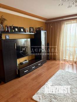 4-к квартира, вторичка, 82м2, 9/10 этаж