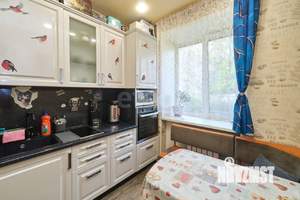 3-к квартира, вторичка, 62м2, 1/2 этаж