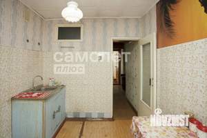 3-к квартира, вторичка, 58м2, 2/5 этаж