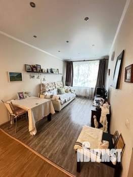 2-к квартира, вторичка, 47м2, 1/4 этаж