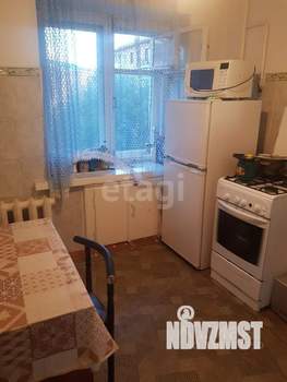 2-к квартира, вторичка, 44м2, 3/5 этаж