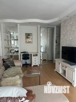 Студия квартира, вторичка, 44м2, 2/5 этаж