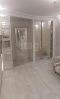 3-к квартира, вторичка, 62м2, 9/10 этаж