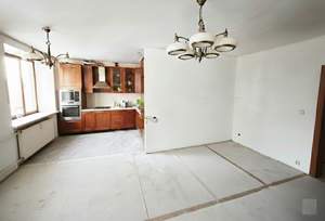 4-к квартира, вторичка, 100м2, 4/5 этаж