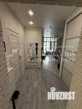 3-к квартира, вторичка, 63м2, 10/16 этаж