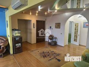 4-к квартира, вторичка, 142м2, 5/5 этаж