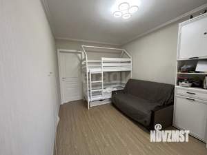 2-к квартира, вторичка, 63м2, 1/9 этаж