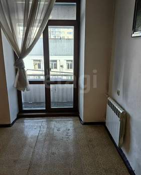 3-к квартира, вторичка, 79м2, 3/3 этаж