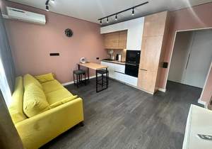 2-к квартира, вторичка, 43м2, 9/16 этаж