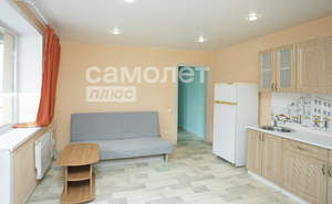 2-к квартира, вторичка, 40м2, 1/4 этаж