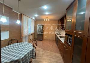 4-к квартира, вторичка, 100м2, 3/15 этаж