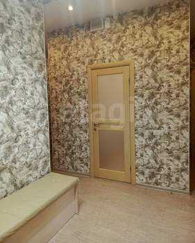 4-к квартира, вторичка, 104м2, 2/5 этаж