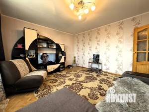 4-к квартира, вторичка, 75м2, 9/9 этаж
