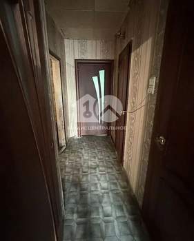 3-к квартира, вторичка, 70м2, 1/9 этаж