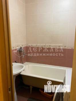 2-к квартира, вторичка, 64м2, 6/10 этаж