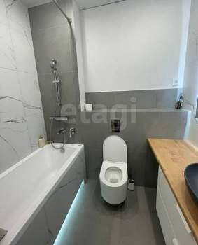 3-к квартира, вторичка, 75м2, 9/14 этаж