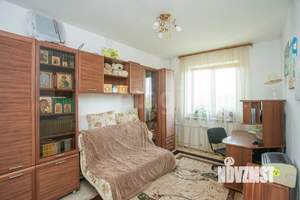 3-к квартира, вторичка, 74м2, 6/10 этаж
