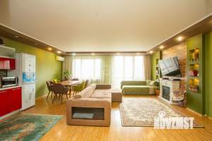 4-к квартира, вторичка, 151м2, 4/7 этаж