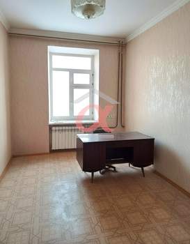 2-к квартира, вторичка, 50м2, 3/4 этаж