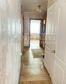 3-к квартира, вторичка, 61м2, 5/5 этаж