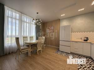 4-к квартира, вторичка, 112м2, 6/14 этаж