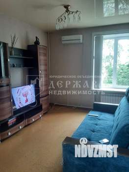 3-к квартира, вторичка, 52м2, 3/5 этаж