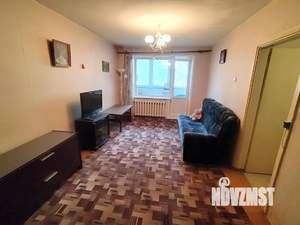 2-к квартира, вторичка, 43м2, 1/9 этаж
