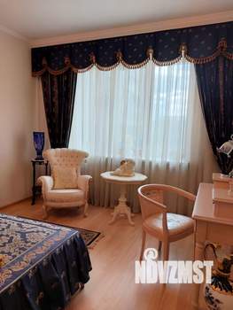 4-к квартира, вторичка, 138м2, 3/7 этаж