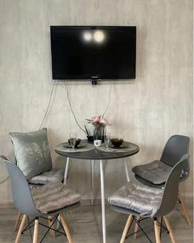 2-к квартира, вторичка, 43м2, 1/9 этаж