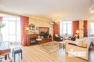 4-к квартира, вторичка, 145м2, 14/14 этаж