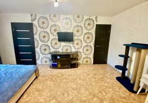 2-к квартира, вторичка, 43м2, 1/5 этаж