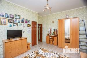 3-к квартира, вторичка, 72м2, 1/2 этаж